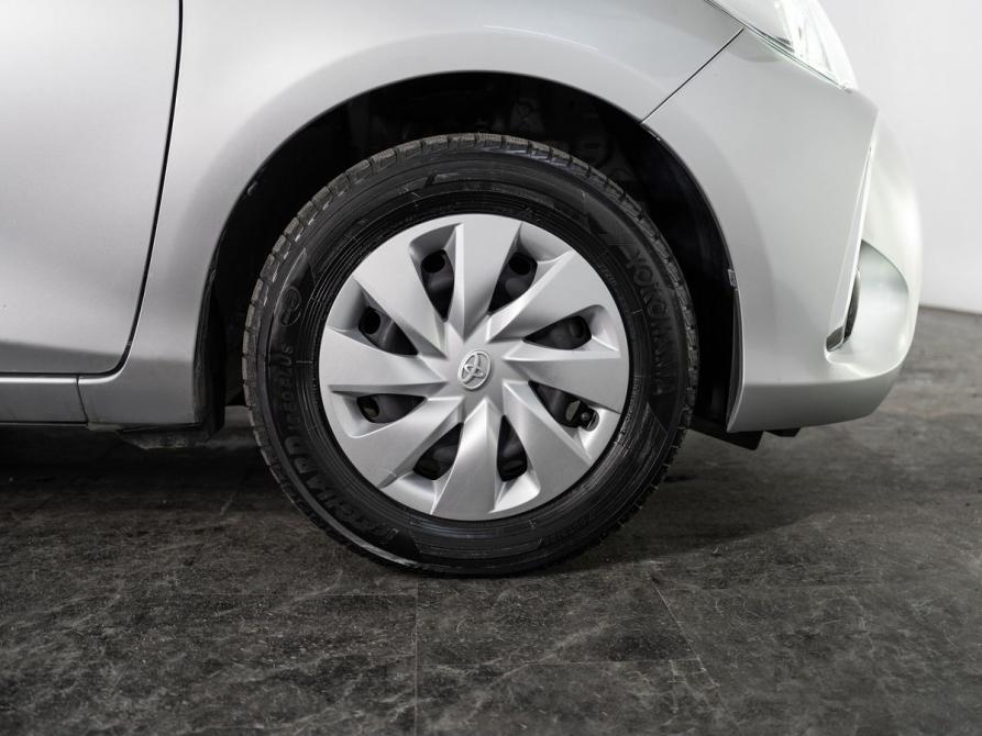 Toyota Vitz III (XP130) Рестайлинг 2 Иркутск  - изображение 20