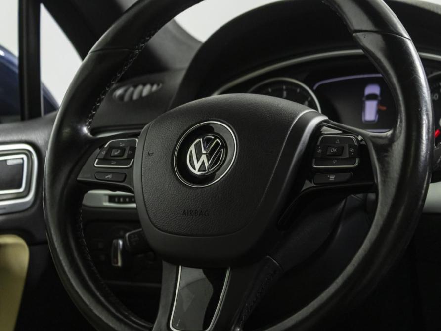 Volkswagen Touareg II Москва  - изображение 11