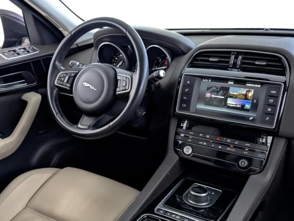 Jaguar F-Pace I с пробегом 2017 года, цена 2 850 000 рублей, 95951 км, внедорожник, Автокод Объявления