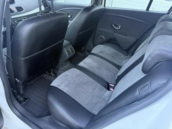Renault Megane III с пробегом 2010 года, цена 529 000 рублей, 286703 км, хэтчбек, Автокод Объявления