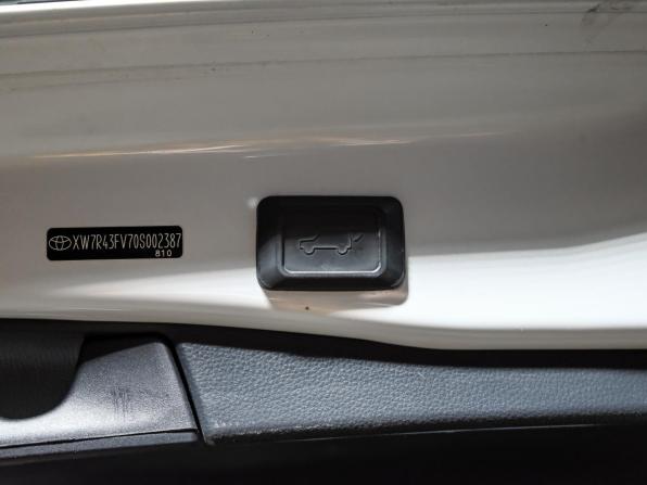 Toyota RAV4 V (XA50) с пробегом 2019 года, цена 3 380 000 рублей, 73094 км, внедорожник, Автокод Объявления