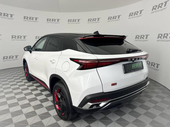 Omoda C5 I с пробегом 2023 года, цена 1 699 000 рублей, 8764 км, внедорожник, Автокод Объявления