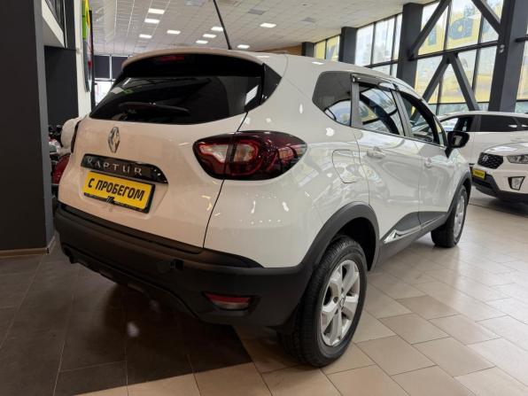 Renault Kaptur I Рестайлинг с пробегом 2021 года, цена 1 699 000 рублей, 65000 км, внедорожник, Автокод Объявления