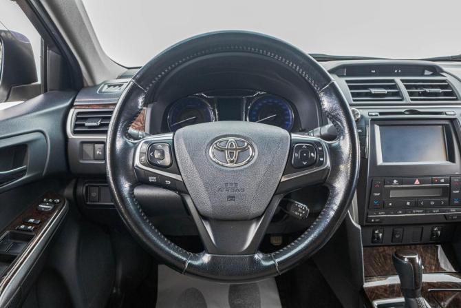 Toyota Camry VII (XV50) Рестайлинг 2 с пробегом 2018 года, цена 2 599 000 рублей, 115000 км, седан, Автокод Объявления