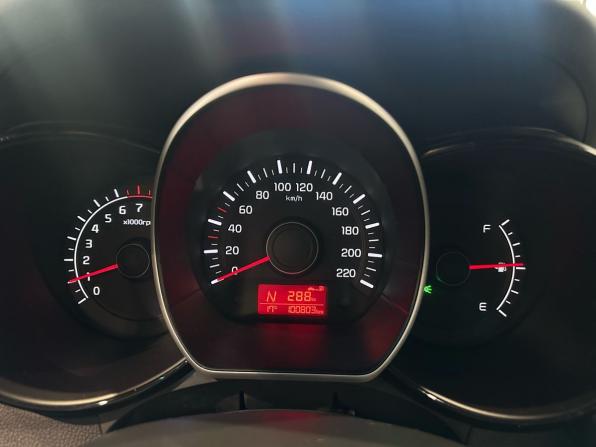Kia Rio III Рестайлинг с пробегом 2015 года, цена 945 000 рублей, 100802 км, седан, Автокод Объявления