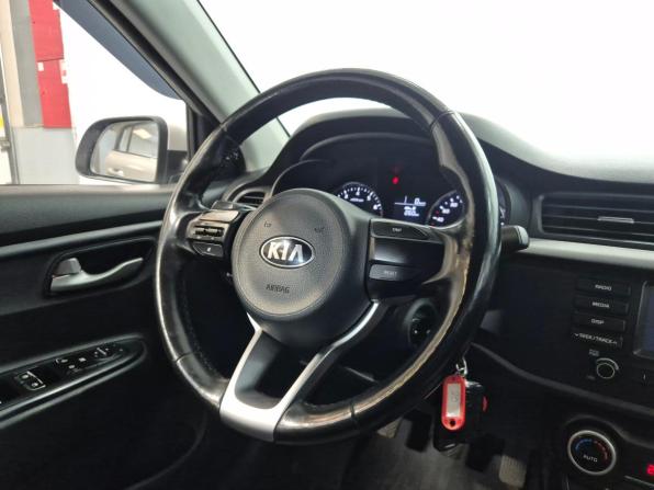 Kia Rio IV с пробегом 2018 года, цена 1 240 000 рублей, 217583 км, хэтчбек, Автокод Объявления