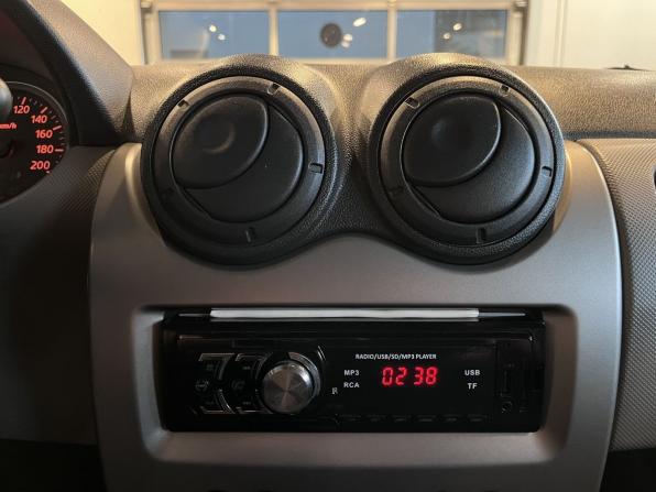 Renault Sandero I с пробегом 2013 года, цена 650 000 рублей, 90310 км, хэтчбек, Автокод Объявления