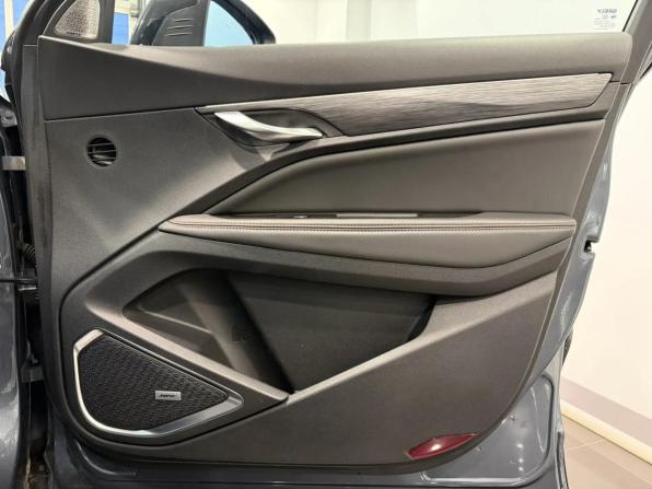 Geely Tugella I Рестайлинг с пробегом 2023 года, цена 2 680 000 рублей, 75100 км, внедорожник, Автокод Объявления