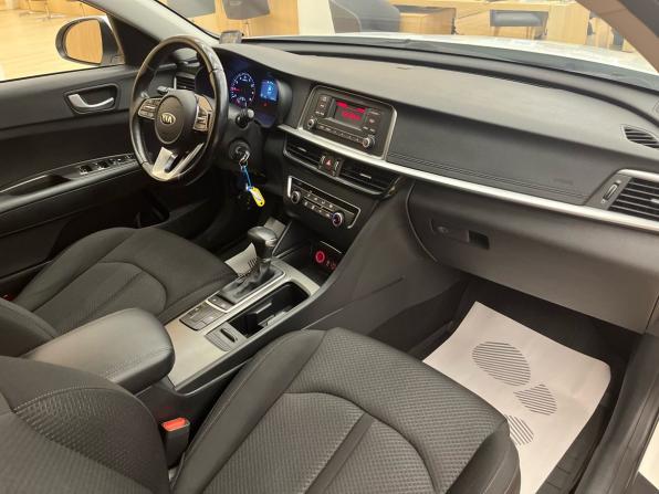 Kia Optima IV Рестайлинг с пробегом 2019 года, цена 1 899 000 рублей, 80700 км, седан, Автокод Объявления