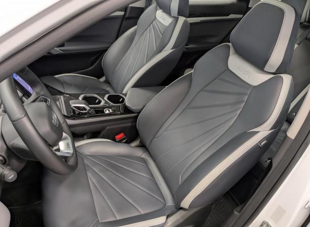 Geely Atlas II с пробегом 2024 года, цена 2 950 000 рублей, 12734 км, внедорожник, Автокод Объявления