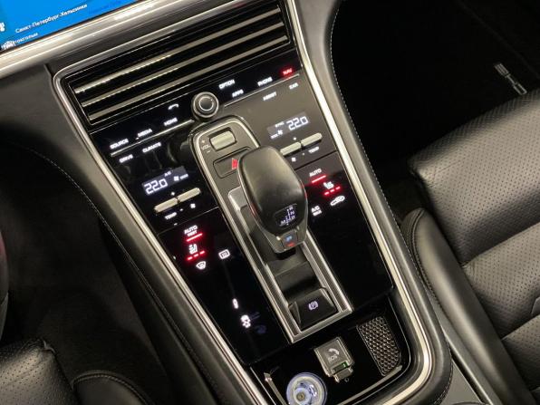 Porsche Panamera II с пробегом 2016 года, цена 5 650 000 рублей, 155000 км, лифтбек, Автокод Объявления
