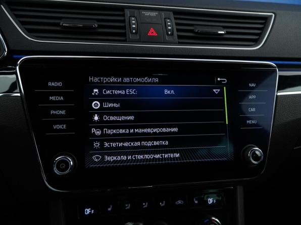 Skoda Superb III Рестайлинг с пробегом 2020 года, цена 3 999 999 рублей, 79015 км, универсал, Автокод Объявления
