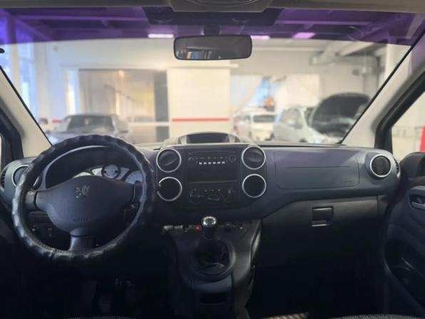 Peugeot Partner II с пробегом 2010 года, цена 1 019 000 рублей, 124756 км, минивэн, Автокод Объявления
