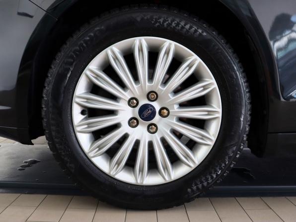 Ford Mondeo V с пробегом 2017 года, цена 1 650 000 рублей, 177029 км, седан, Автокод Объявления