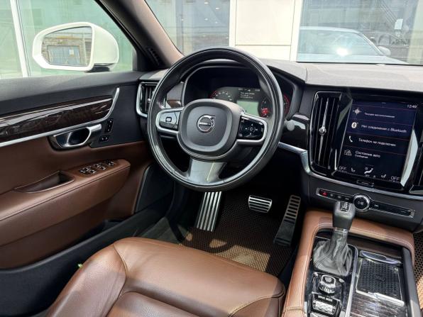 Volvo S90 II с пробегом 2017 года, цена 2 495 000 рублей, 133000 км, седан, Автокод Объявления