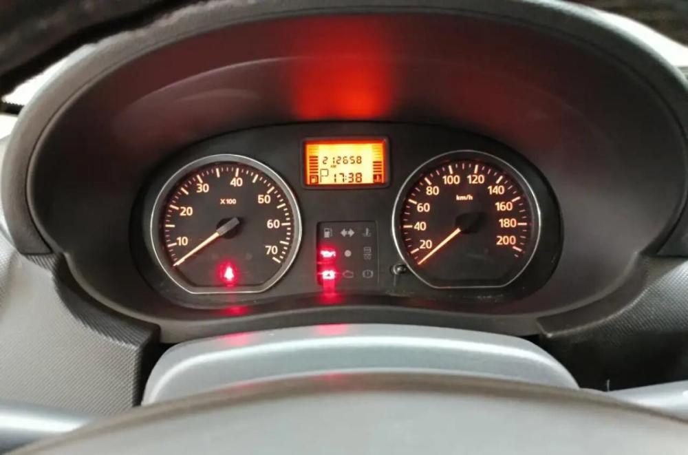 Renault Sandero I Уфа  - изображение 9