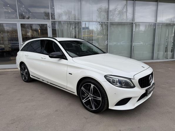 Mercedes-Benz C-Класс IV (W205) Рестайлинг с пробегом 2019 года, цена 2 450 000 рублей, 118000 км, универсал, Автокод Объявления