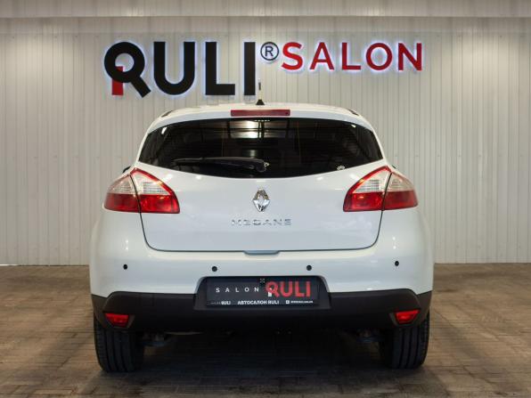 Renault Megane III Рестайлинг с пробегом 2012 года, цена 735 000 рублей, 138887 км, хэтчбек, Автокод Объявления