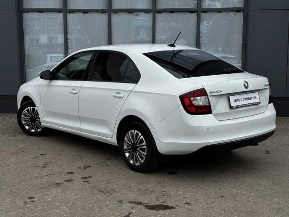 Skoda Rapid I Рестайлинг с пробегом 2019 года, цена 1 099 000 рублей, 112950 км, лифтбек, Автокод Объявления