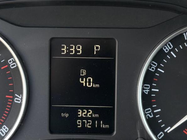 Skoda Octavia II (A5) Рестайлинг с пробегом 2011 года, цена 1 049 000 рублей, 97210 км, лифтбек, Автокод Объявления