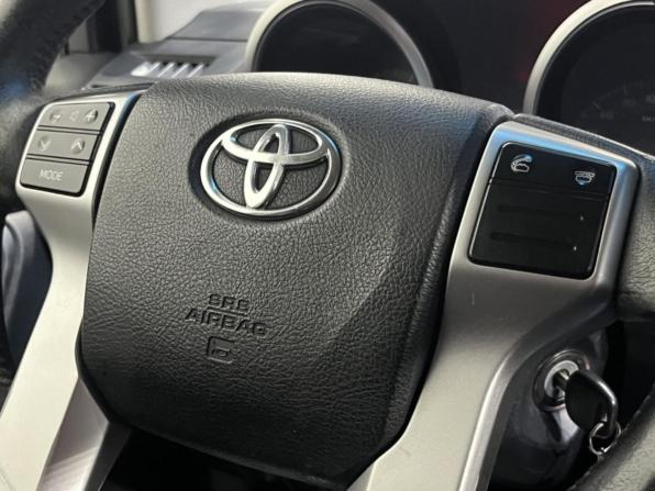 Toyota Land Cruiser Prado 150 Series Рестайлинг 1 с пробегом 2014 года, цена 2 825 000 рублей, 398023 км, внедорожник, Автокод Объявления