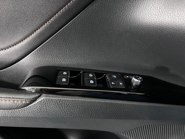 Toyota Camry VIII (XV70) с пробегом 2021 года, цена 3 150 000 рублей, 57858 км, седан, Автокод Объявления