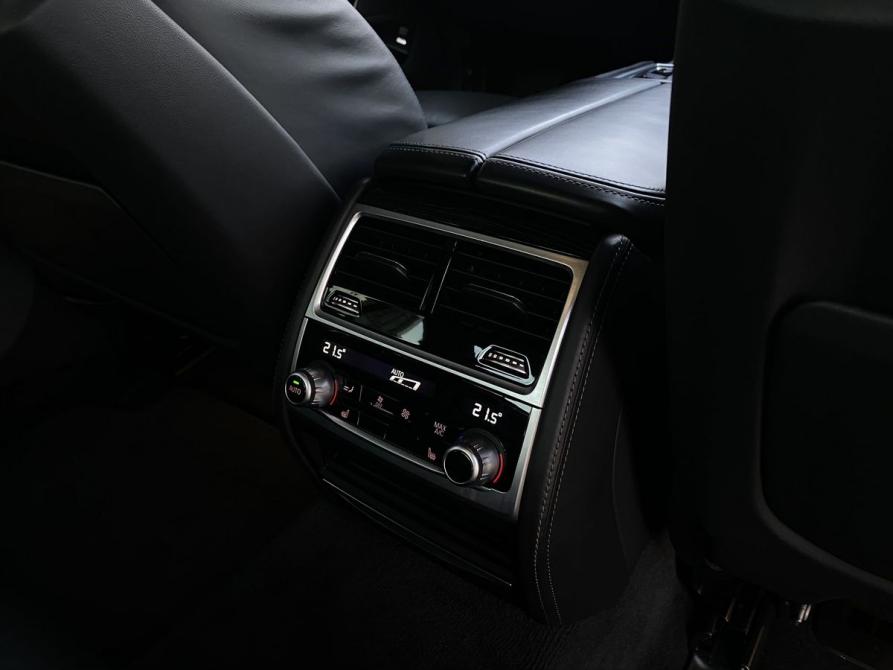 BMW 7 серии VI (G11/G12) Рестайлинг Москва  - изображение 30