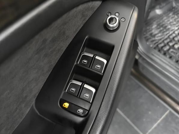 Audi Q5 I (8R) Рестайлинг с пробегом 2013 года, цена 1 848 000 рублей, 160836 км, внедорожник, Автокод Объявления
