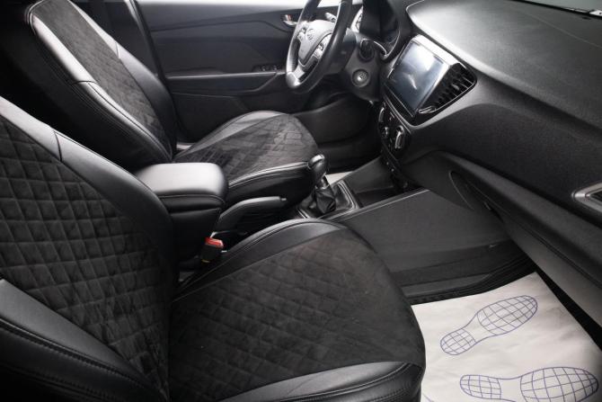 Hyundai Solaris II с пробегом 2019 года, цена 1 579 000 рублей, 42000 км, седан, Автокод Объявления