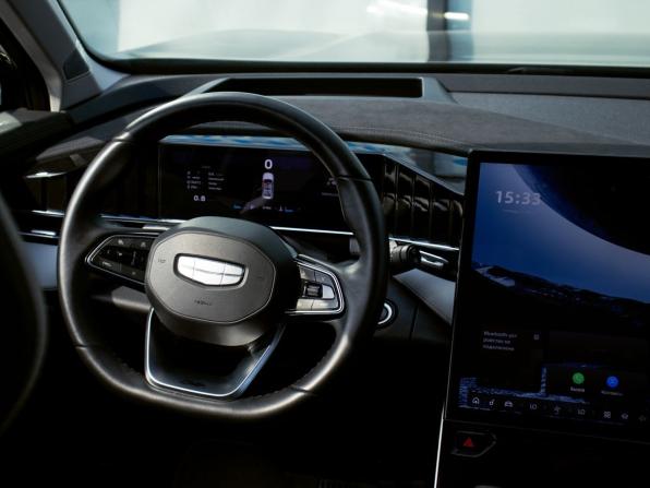Geely Atlas II с пробегом 2024 года, цена 3 099 000 рублей, 36000 км, внедорожник, Автокод Объявления