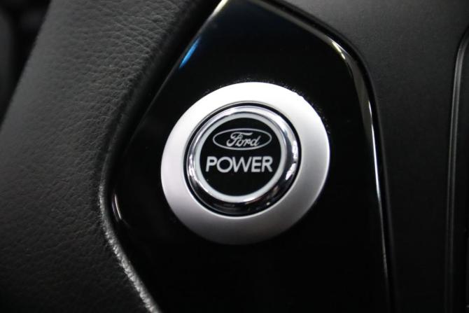 Ford Mondeo IV Рестайлинг с пробегом 2013 года, цена 845 850 рублей, 171543 км, седан, Автокод Объявления