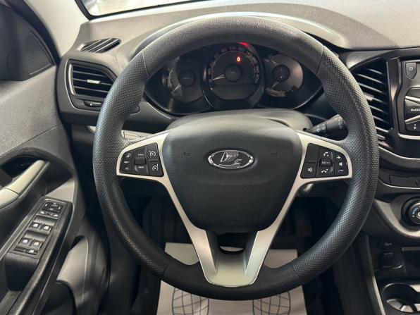 Lada (ВАЗ) Vesta I с пробегом 2022 года, цена 1 085 000 рублей, 26924 км, седан, Автокод Объявления