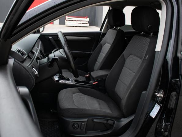 Volkswagen Passat B7 с пробегом 2011 года, цена 1 010 000 рублей, 291635 км, седан, Автокод Объявления