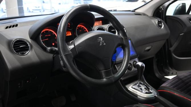 Peugeot 408 I с пробегом 2012 года, цена 495 000 рублей, 126323 км, седан, Автокод Объявления