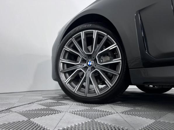 BMW 7 серии VI (G11/G12) Рестайлинг с пробегом 2019 года, цена 6 350 000 рублей, 82491 км, седан, Автокод Объявления