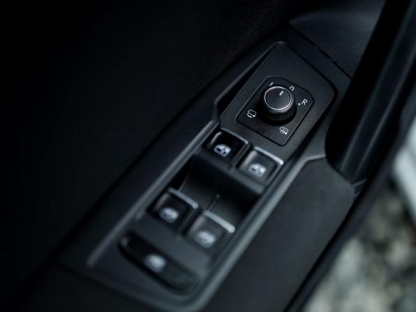 Volkswagen Tiguan II с пробегом 2019 года, цена 2 599 000 рублей, 111866 км, внедорожник, Автокод Объявления