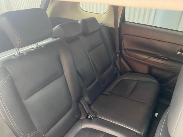 Mitsubishi Outlander III Рестайлинг 3 с пробегом 2019 года, цена 2 660 000 рублей, 68068 км, внедорожник, Автокод Объявления