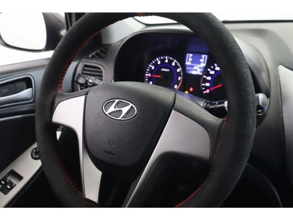 Hyundai Solaris I Рестайлинг с пробегом 2016 года, цена 799 000 рублей, 116423 км, седан, Автокод Объявления