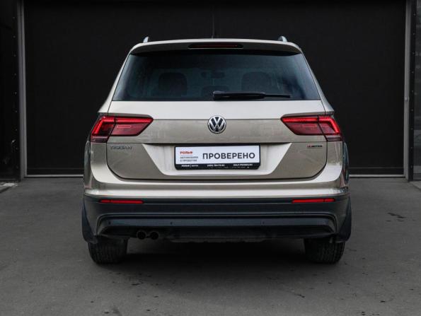 Volkswagen Tiguan II с пробегом 2018 года, цена 1 998 000 рублей, 181667 км, внедорожник, Автокод Объявления