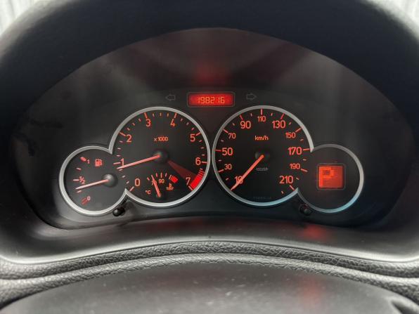 Peugeot 206 с пробегом 2006 года, цена 300 000 рублей, 198216 км, хэтчбек, Автокод Объявления