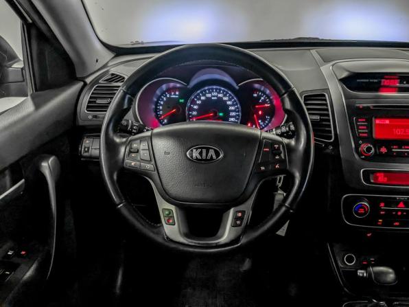 Kia Sorento II Рестайлинг с пробегом 2017 года, цена 1 820 000 рублей, 117459 км, внедорожник, Автокод Объявления