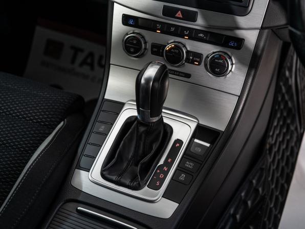 Volkswagen Passat B7 с пробегом 2014 года, цена 1 150 300 рублей, 125736 км, универсал, Автокод Объявления