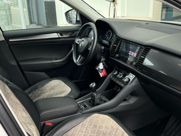 Skoda Kodiaq I с пробегом 2018 года, цена 2 399 999 рублей, 73350 км, внедорожник, Автокод Объявления