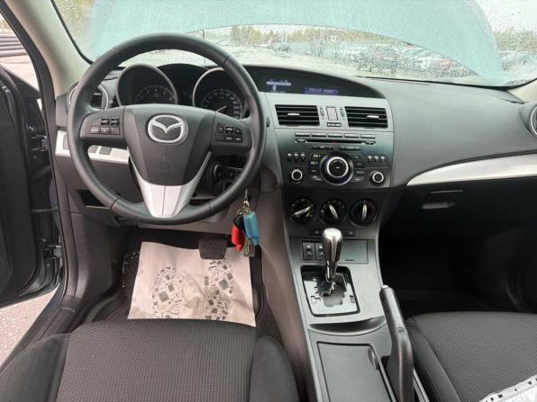 Mazda 3 II (BL) Рестайлинг с пробегом 2012 года, цена 1 029 000 рублей, 184252 км, седан, Автокод Объявления