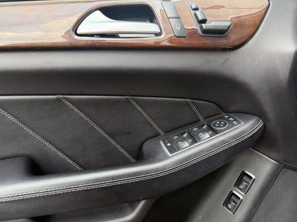 Mercedes-Benz GL-Класс II (X166) с пробегом 2015 года, цена 2 790 000 рублей, 244772 км, внедорожник, Автокод Объявления