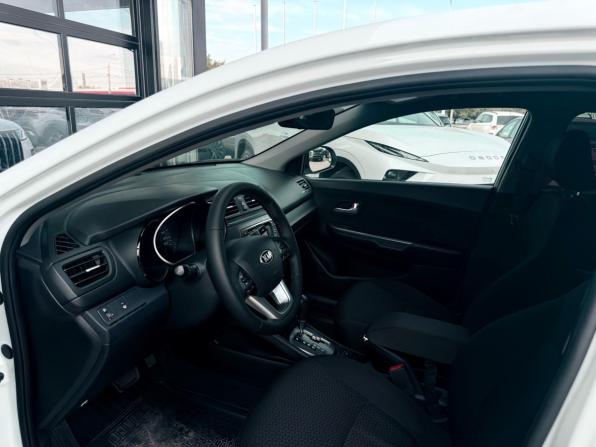Kia Rio III с пробегом 2013 года, цена 1 020 000 рублей, 161915 км, седан, Автокод Объявления