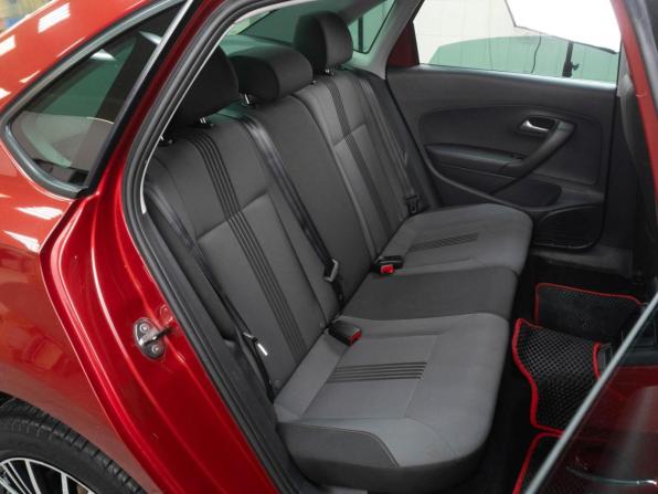 Volkswagen Polo V Рестайлинг с пробегом 2016 года, цена 1 289 000 рублей, 115989 км, седан, Автокод Объявления