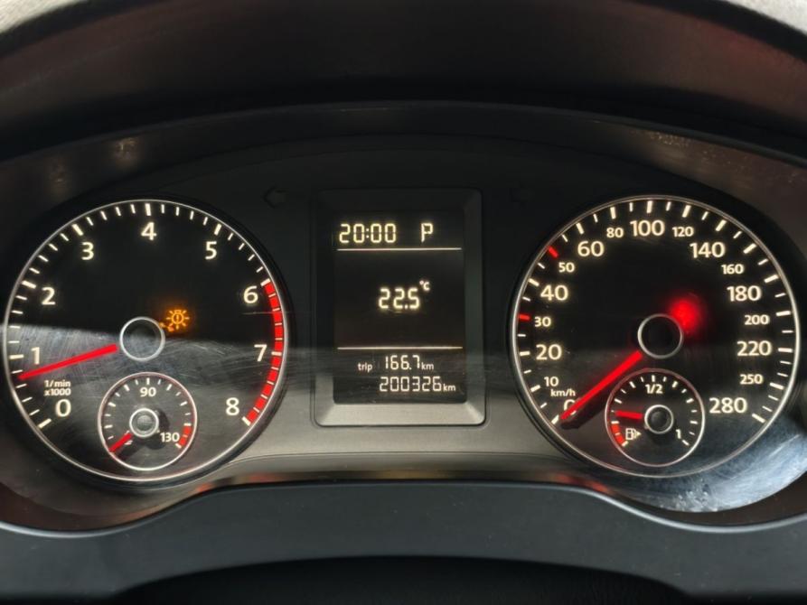 Volkswagen Jetta VI Курск  - изображение 11