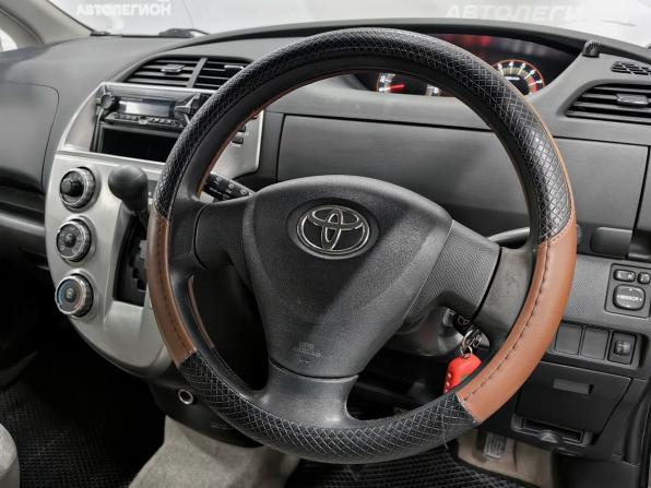 Toyota Ractis I с пробегом 2005 года, цена 550 000 рублей, 202500 км, хэтчбек, Автокод Объявления