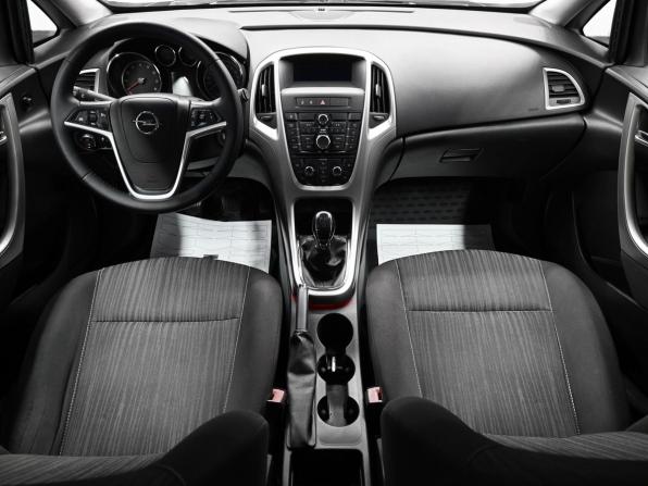 Opel Astra J с пробегом 2011 года, цена 695 000 рублей, 212002 км, хэтчбек, Автокод Объявления
